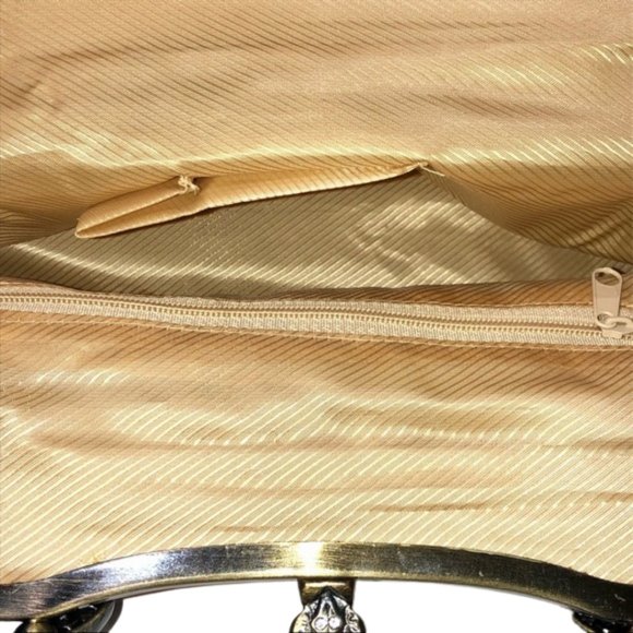 Vintage Floral Bag with Beaded Accents and Decorative Metal Handle and Clasp - Picture 12 of 13